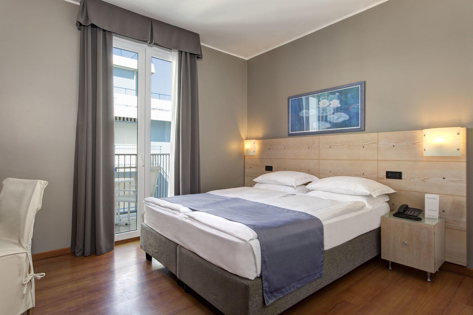 Victoria Frontemare Beach & Spa Hotel Jesolo エクステリア 写真