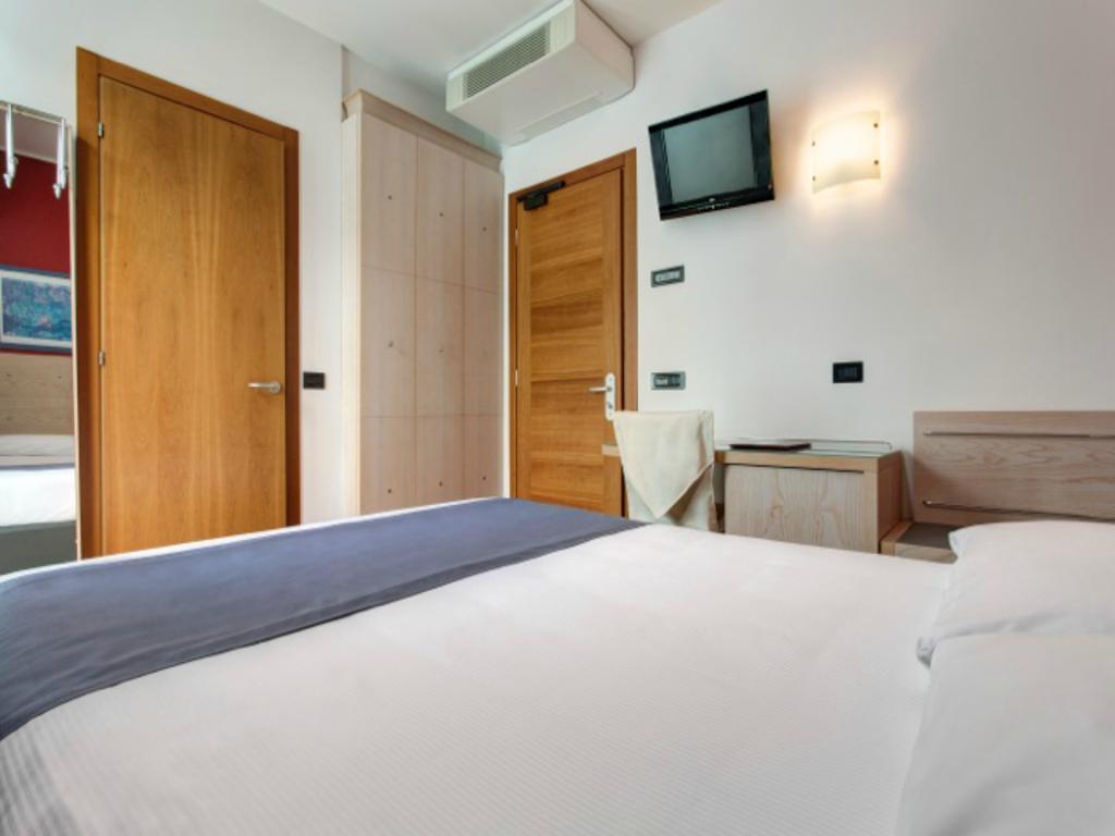 Victoria Frontemare Beach & Spa Hotel Jesolo エクステリア 写真