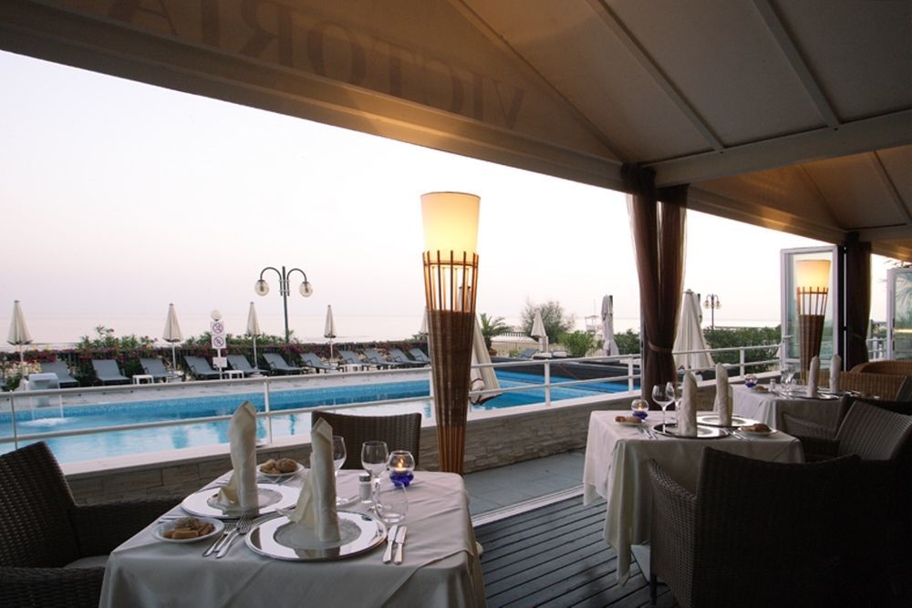 Victoria Frontemare Beach & Spa Hotel Jesolo エクステリア 写真