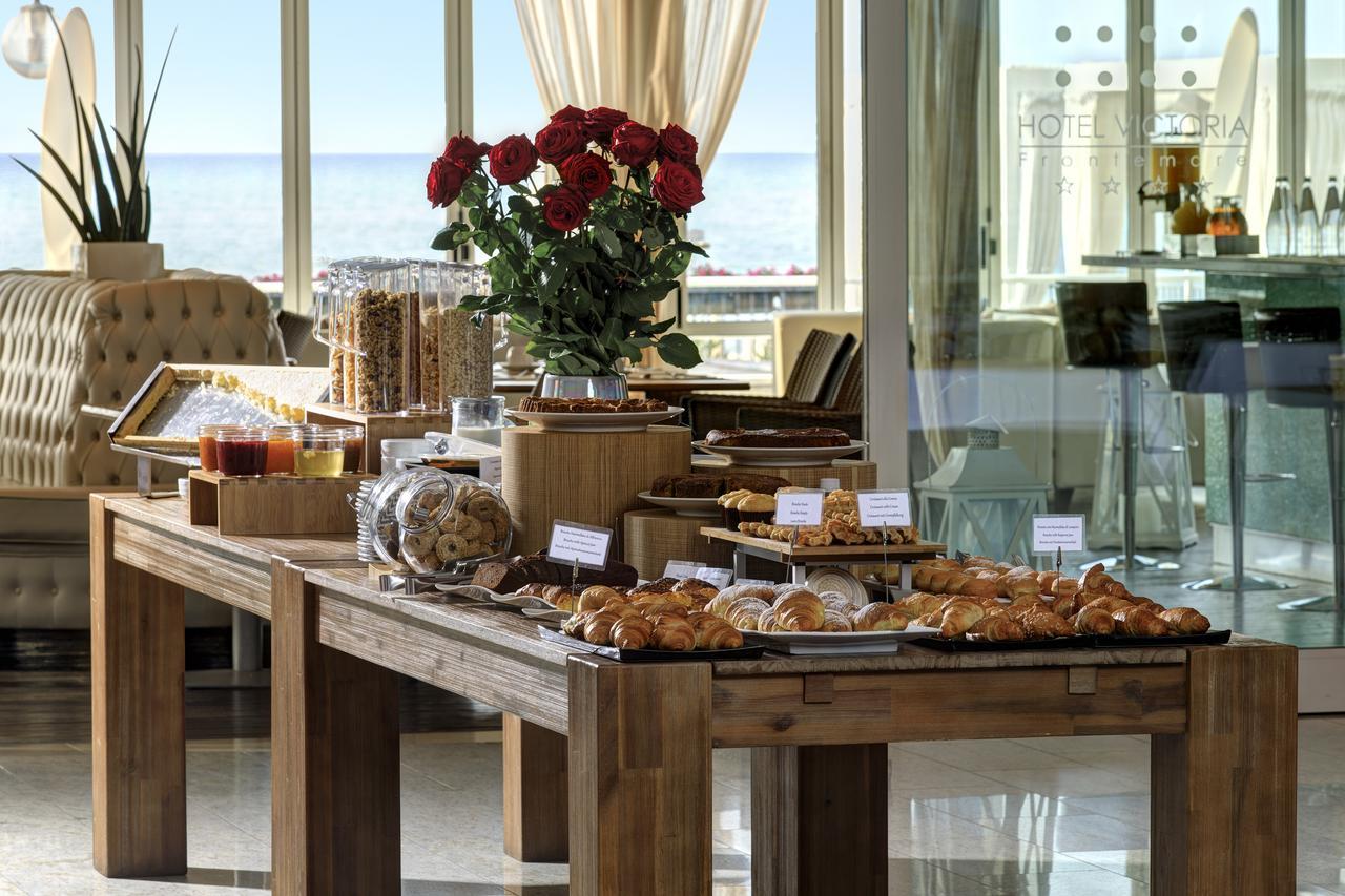 Victoria Frontemare Beach & Spa Hotel Jesolo エクステリア 写真