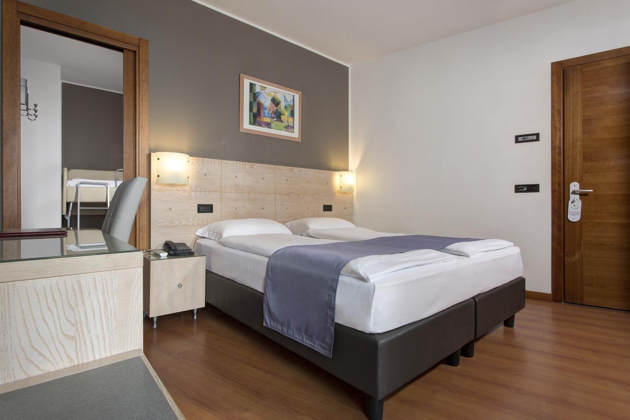 Victoria Frontemare Beach & Spa Hotel Jesolo エクステリア 写真
